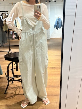 「Ungrid（アングリッド）のアイテム（サロペット/オーバーオール）」を使った、西部結花さん（レディース・170cm）の冬コーディネート
