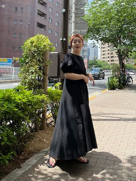 「Ungrid（アングリッド）のアイテム（マフラー）」を使った、大熊亜美さん（レディース・155cm）の夏コーディネート
