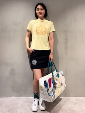 MARK & LONAのボストンバッグを使った人気ファッションコーディネート