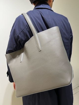 EPOCA UOMO(EPOCA UOMO)｜EPOCA UOMOのトートバッグを使った