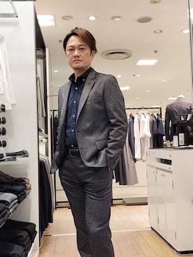 「アイテム（スーツパンツ）」を使った、EPOCA UOMOさん（メンズ・173cm）の秋コーディネート
