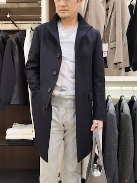 「スタッフコーデ」｜「アイテム（その他アウター）」を使った、EPOCA UOMOさん（メンズ・173cm）の秋コーディネート