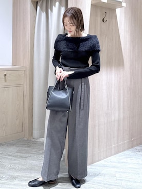 「VIS（ビス）のフェザーヤーンオフショルもちもちリブニット/イージーケア（ニット/セーター）」を使った、eric08さん（レディース・166cm）の秋コーディネート