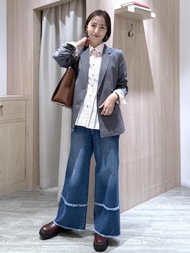 「VIS（ビス）のアイテム（デニムパンツ）」を使った、eric08さん（レディース・166cm）の秋コーディネート