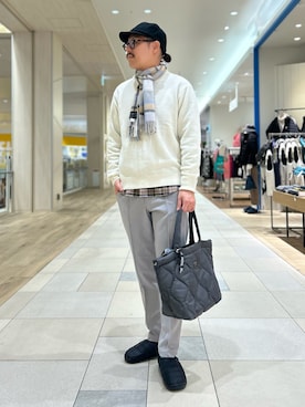「Nine Tailor（ナインテイラー）のアイテム（帽子）」を使った、MIZUTAさん（メンズ・174cm）の冬コーディネート