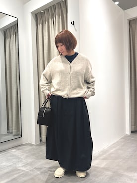「かぐれ(カグレ)のリネンニットカーディガン(カーディガン/ボレロ、ベージュ系)」を使った、加藤 美織 / Miori Katoさん(レディース・153cm)の夏コーディネート