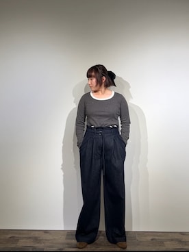 「SENSE OF PLACE by URBAN RESEARCH（センスオブプレイスバイアーバンリサーチ）のアイテム（Tシャツ/カットソー）」を使った、美織さん（レディース・153cm）の秋コーディネート