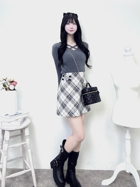 「アイテム（ヘアアクセサリー）」を使った、uiさん（レディース・163cm）の秋コーディネート