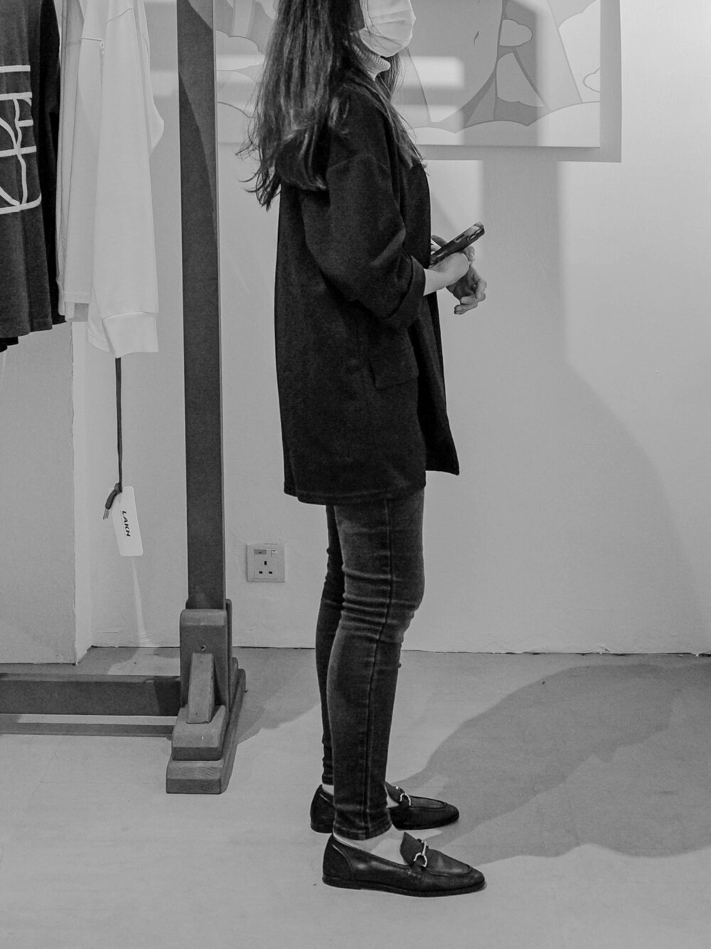 「ZARAのアイテム（デニムパンツ、ブラック系）」を使った、randomnessonmeさん（レディース・156cm）の冬コーディネートの1枚目の写真