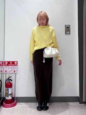 「URBAN RESEARCH ROSSO WOMEN（アーバンリサーチ　ロッソ）のアイテム（ニット/セーター）」を使った、アサイーさん（レディース・160cm）の冬コーディネート