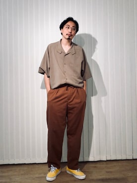 「ベージュコーデ」｜きいちさん（メンズ・180cm・40代）の夏コーディネート