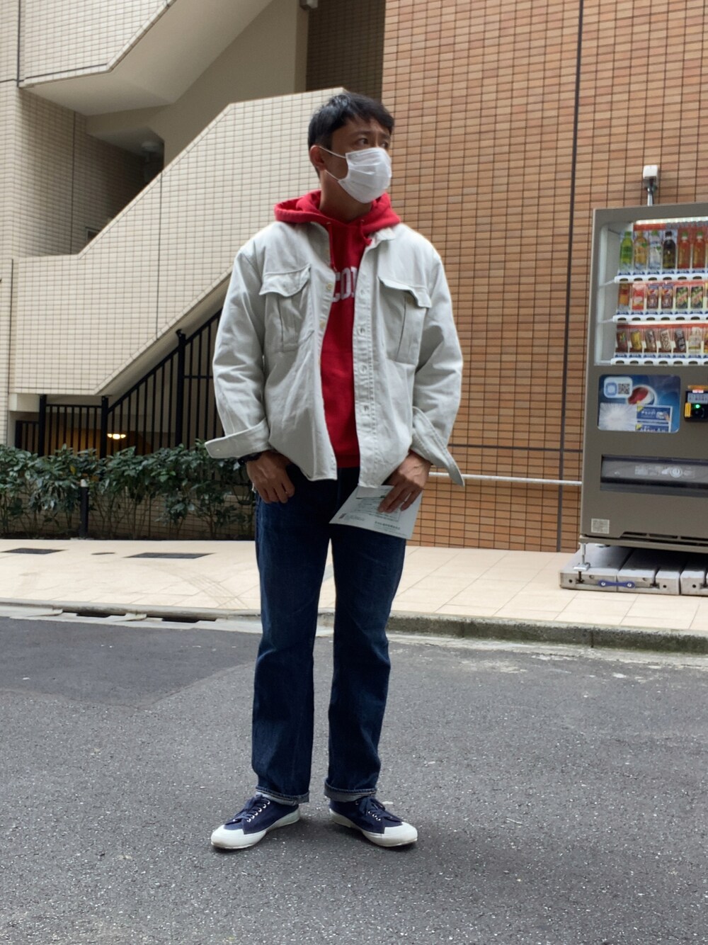 「シンプル、お洒落さんとつながりたい、いいね、save、フォローお願いします🤑、ootd、今日のコーデ、秋、カジュアル」｜「イタリア軍のアイテム（スニーカー、ブルー系）」を使った、manpou1984さん（メンズ・175cm）の秋コーディネートの1枚目の写真