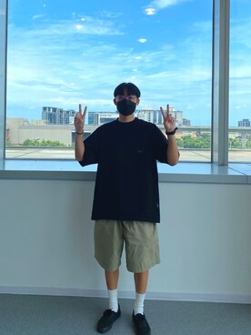 黃以勒さんのコーディネート