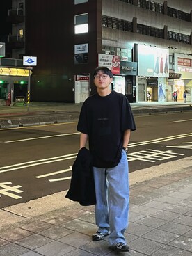 黃以勒さんのコーディネート