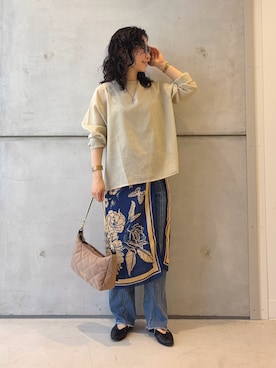 「アイテム（ハンドバッグ）」を使った、西野きよさん（レディース・152cm）の秋コーディネート