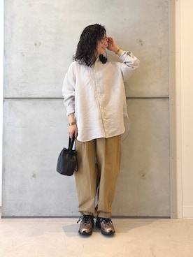 「FORK&SPOON（フォークアンドスプーン）のFORK&SPOON　バンドカラーダブルクロスシャツ（シャツ/ブラウス）」を使った、西野きよさん（レディース・152cm）の秋コーディネート