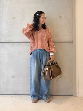 「アイテム（バレエシューズ）」を使った、西野きよさん（レディース・152cm）の秋コーディネート