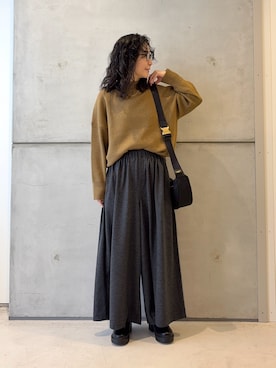 「アイテム（ネックレス）」を使った、西野きよさん（レディース・152cm）の秋コーディネート