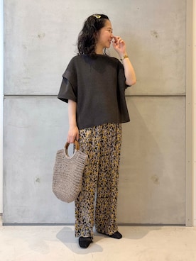 「URBAN RESEARCH DOORS（アーバンリサーチドアーズ）のリネンライクニットプルオーバー（ニット/セーター）」を使った、西野きよさん（レディース・152cm）の夏コーディネート