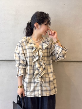 「SMELLY（スメリー）のアイテム」を使った、西野きよさん（レディース・152cm）の春コーディネート