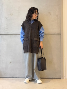 「アイテム（スニーカー）」を使った、西野きよさん（レディース・152cm・30代）の秋コーディネート