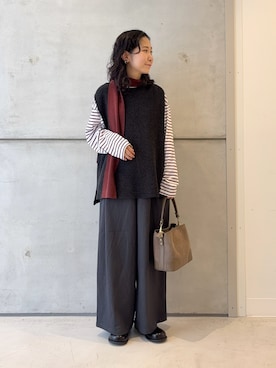 「アイテム（ストール/ショール）」を使った、西野きよさん（レディース・152cm）の秋コーディネート