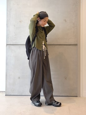 「アイテム（イヤリング）」を使った、西野きよさん（レディース・152cm）の秋コーディネート
