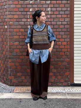 「ITEMS URBANRESEARCH（アイテムズ アーバンリサーチ）のヴィンテージサテンパンツ（その他パンツ、ブラウン系）」を使った、西野きよさん（レディース・152cm）の夏コーディネート