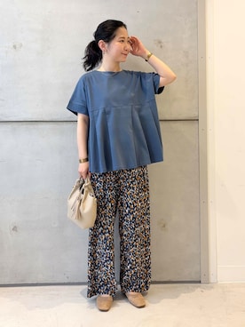 「URBAN RESEARCH DOORS（アーバンリサーチドアーズ）の『接触冷感/吸水速乾/イージーケア』フラワープリントドライタッチリラックスパンツ（その他パンツ）」を使った、西野きよさん（レディース・152cm）の夏コーディネート