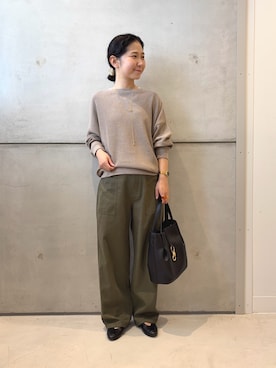 「アイテム（バレッタ/ヘアクリップ）」を使った、西野きよさん（レディース・152cm）の秋コーディネート