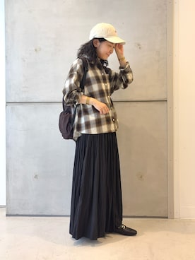 「アイテム（帽子）」を使った、西野きよさん（レディース・152cm）の秋コーディネート