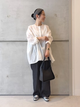 「URBAN RESEARCH ROSSO（アーバンリサーチロッソ）のheyep　Silk Hair Band（ヘアバンド）」を使った、西野きよさん（レディース・152cm・30代）の秋コーディネート