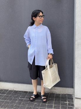 「かぐれ（カグレ）のコットンシアーレギュラーシャツ（シャツ/ブラウス、その他）」を使った、西野きよさん（レディース・152cm）の夏コーディネート