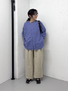 「URBAN RESEARCH DOORS（アーバンリサーチドアーズ）の2WAYスクエアショルダーバッグ（ショルダーバッグ、ブラック系）」を使った、西野きよさん（レディース・152cm）の秋コーディネート