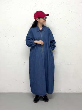 「URBAN RESEARCH DOORS（アーバンリサーチドアーズ）のフロントジップデニムワンピース（ワンピース、ブルー系）」を使った、西野きよさん（レディース・152cm）の秋コーディネート