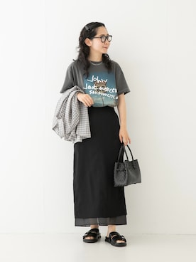 「URBAN RESEARCH（アーバンリサーチ）の『別注』J.J.Mercer×URBAN RESEARCH　PHOTO PRINT T-SHIRTS（Tシャツ/カットソー、グレー系）」を使った、西野きよさん（レディース・152cm）の夏コーディネート