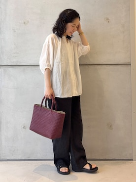 「アイテム（バッグ、レッド系）」を使った、西野きよさん（レディース・152cm）の夏コーディネート