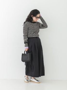 「URBAN RESEARCH（アーバンリサーチ）の撥水クロップドワイドパンツ（その他パンツ、ブルー系）」を使った、西野きよさん（レディース・152cm）の夏コーディネート