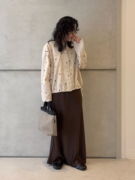 「かぐれ（カグレ）のアイテム」を使った、西野きよさん（レディース・152cm）の春コーディネート