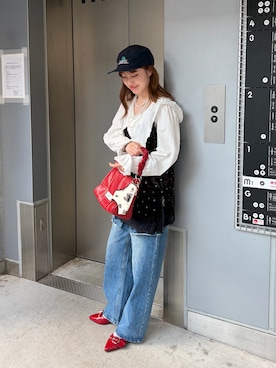 「アイテム（チュニック、ブラック系）」を使った、小林亜弥さん（レディース・158cm）の秋コーディネート