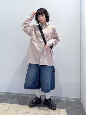 「アイテム（キーホルダー、パープル系）」を使った、ちさん（レディース・152cm）の秋コーディネート