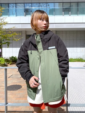 「MILKFED.」｜「アイテム（マウンテンパーカー）」を使った、ちさん（レディース・152cm）の秋コーディネート