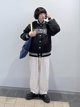 「アイテム（スタジャン）」を使った、ちさん（レディース・152cm）の秋コーディネート