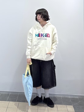 「アイテム（キーホルダー）」を使った、ちさん（レディース・152cm）の秋コーディネート