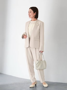 「アイテム（ブローチ/コサージュ）」を使った、hiromiさん（レディース・158cm）の冬コーディネート