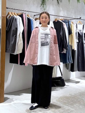 「LEPSIM（レプシィム）の刺繍BIGデニムシャツ　629846（シャツ/ブラウス、ピンク系）」を使った、hiromiさん（レディース・158cm）の春コーディネート