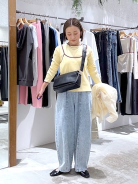 「LEPSIM（レプシィム）のシアーシャツ長袖チュニック　147435（シャツ/ブラウス、ホワイト系）」を使った、hiromiさん（レディース・158cm）の春コーディネート