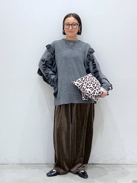 「LEPSIM（レプシィム）のマシュマロベロアバレルパンツ　1066516（その他パンツ、ブラウン系）」を使った、hiromiさん（レディース・158cm）の秋コーディネート