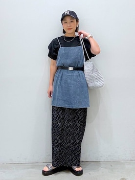 「LEPSIM（レプシィム）の【NEW ERA】ダメージ加工キャップ　617004（キャップ、ブルー系）」を使った、hiromiさん（レディース・158cm）の春コーディネート