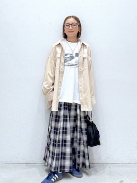 「アイテム（アクセサリー、グレー系）」を使った、hiromiさん（レディース・158cm）の秋コーディネート